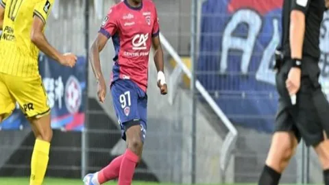 贝林厄姆连场西乙进球，与本泽马、C罗同台竞技。